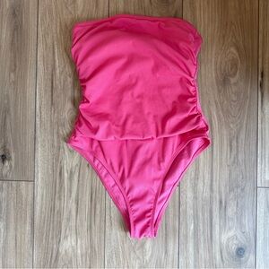 SHADE & SHORE Ribbed High Leg Bandeau Swimsuit M (8-10) HOT PINK Missing Strap